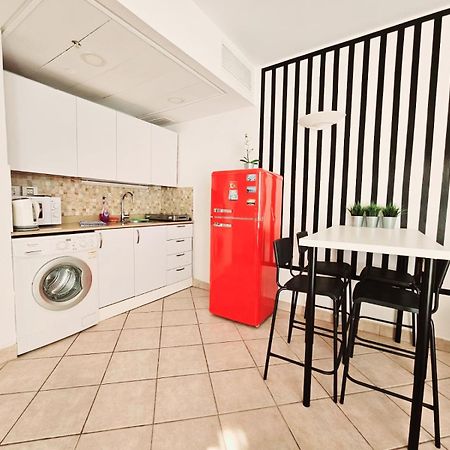 Go To Apartments In Leonardo Bat Yam Exteriör bild