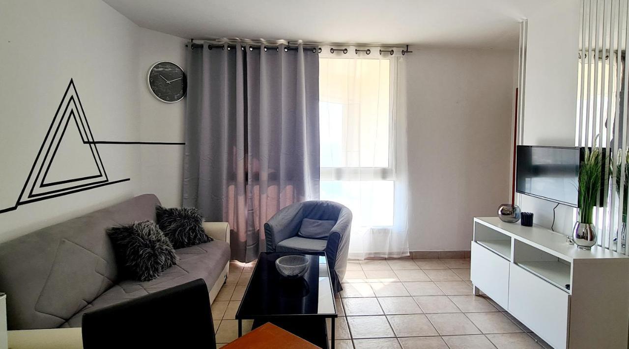 Go To Apartments In Leonardo Bat Yam Exteriör bild
