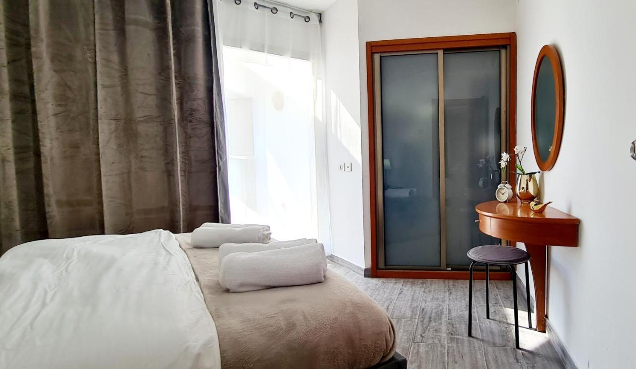 Go To Apartments In Leonardo Bat Yam Exteriör bild