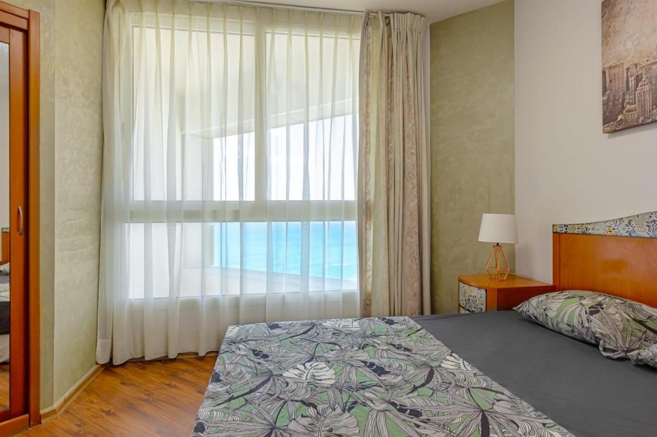 Go To Apartments In Leonardo Bat Yam Exteriör bild