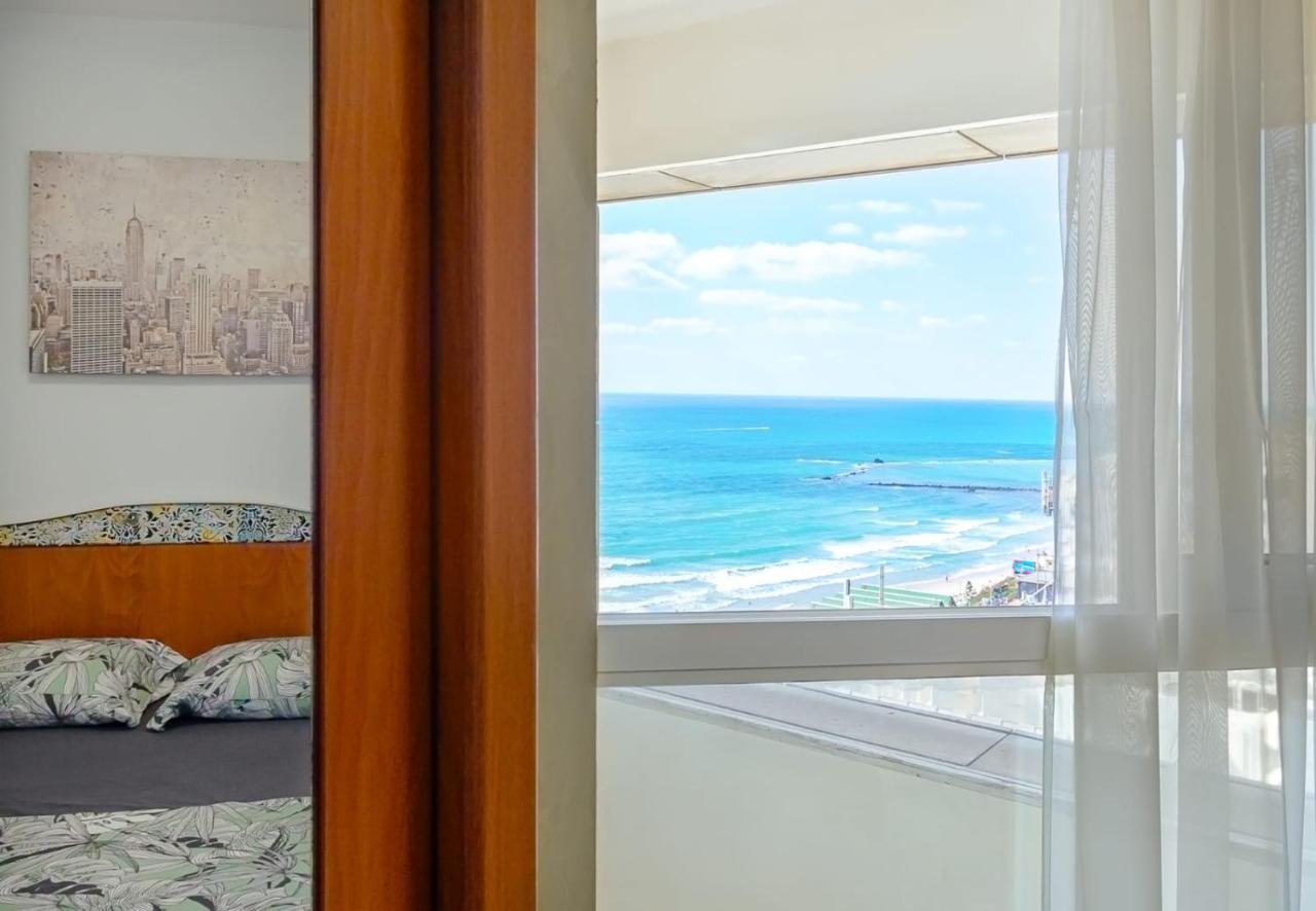 Go To Apartments In Leonardo Bat Yam Exteriör bild