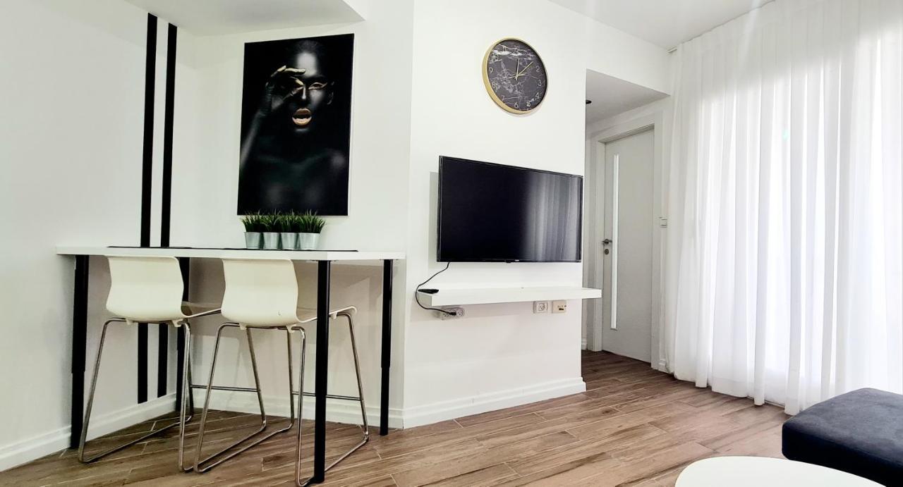 Go To Apartments In Leonardo Bat Yam Exteriör bild