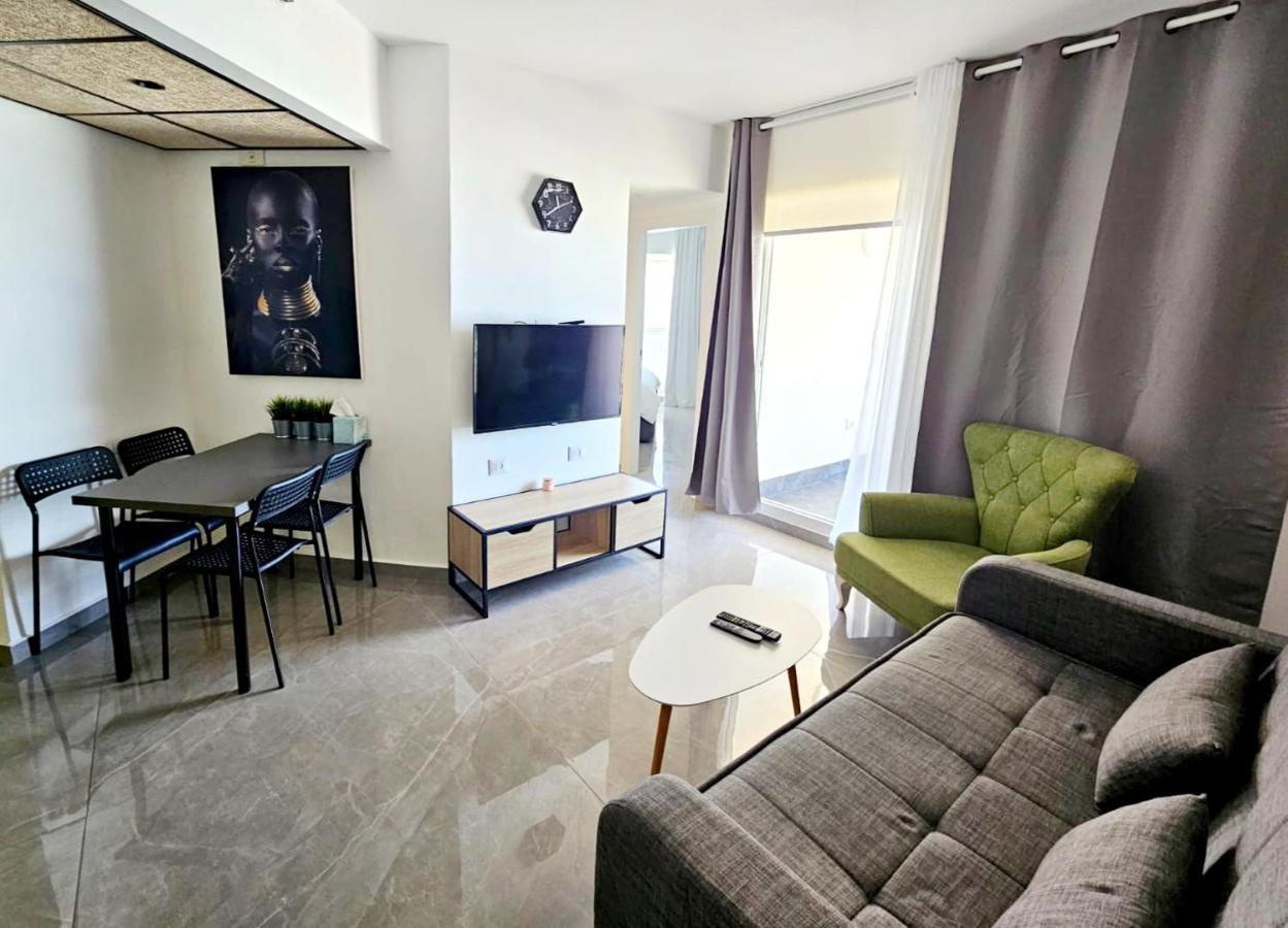 Go To Apartments In Leonardo Bat Yam Exteriör bild