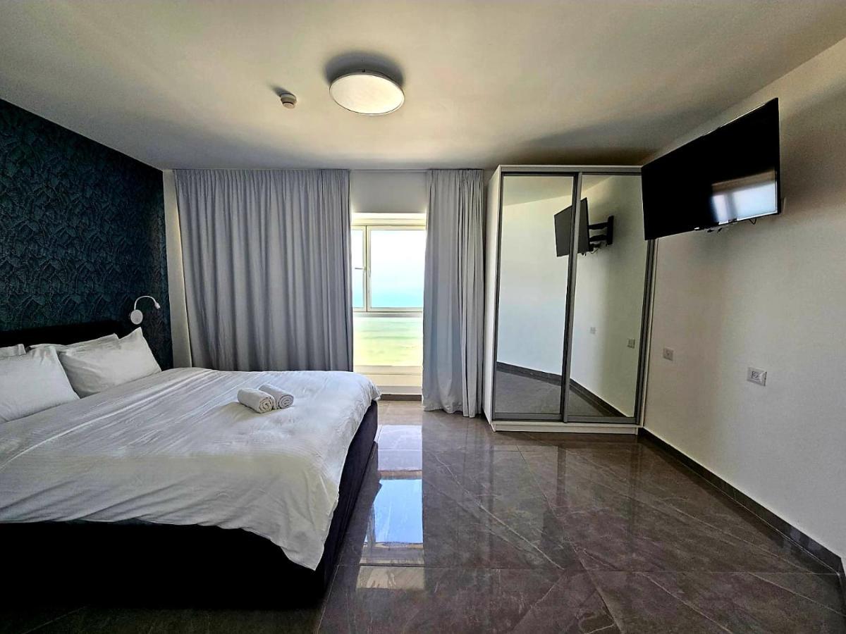 Go To Apartments In Leonardo Bat Yam Exteriör bild